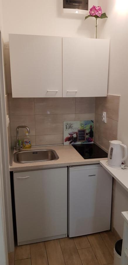 Studio Apartment Legcevic คาชเตลา ภายนอก รูปภาพ