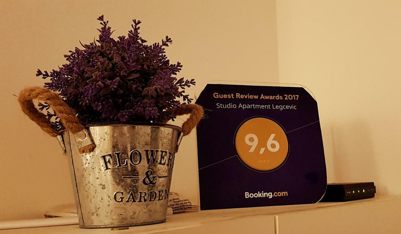 Studio Apartment Legcevic คาชเตลา ภายนอก รูปภาพ