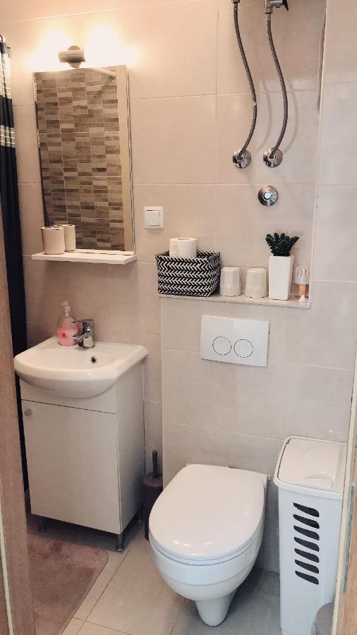 Studio Apartment Legcevic คาชเตลา ภายนอก รูปภาพ